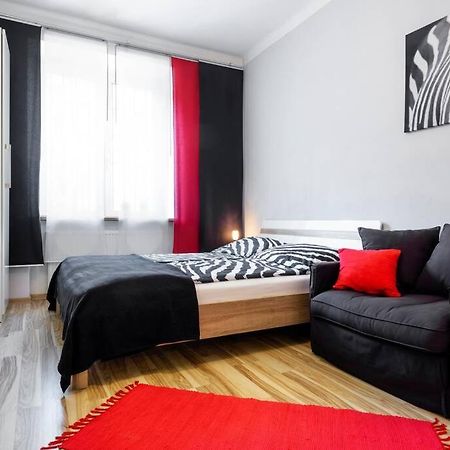Studio Pomorska , Bezplatny Parking Apartment Krakow Bagian luar foto