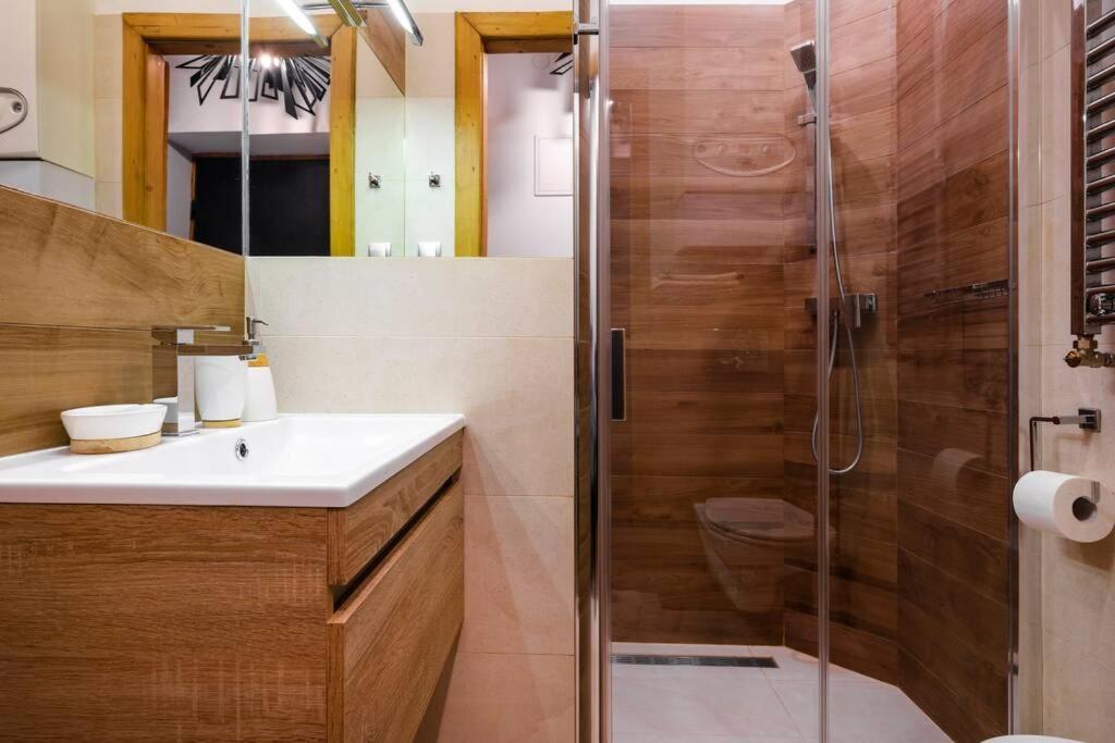 Studio Pomorska , Bezplatny Parking Apartment Krakow Bagian luar foto