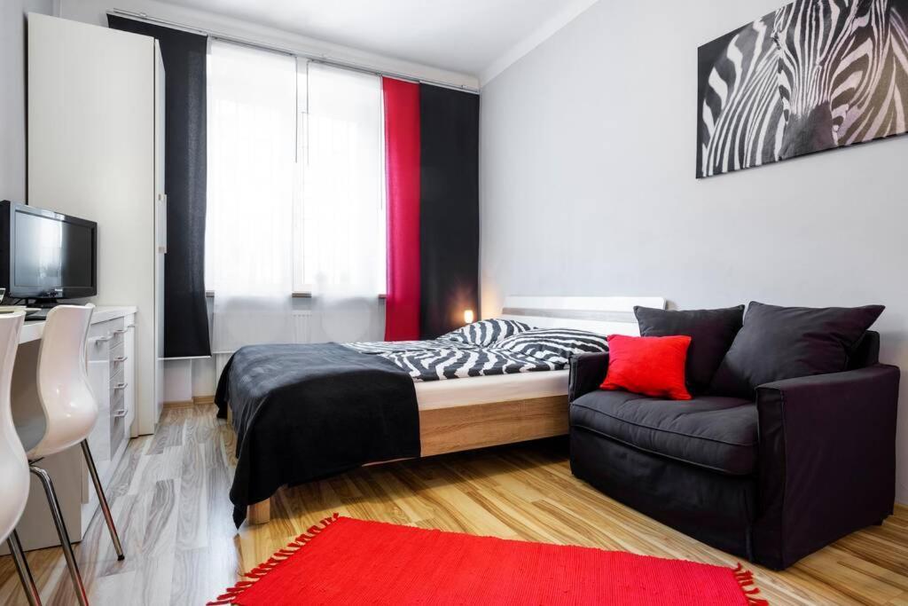 Studio Pomorska , Bezplatny Parking Apartment Krakow Bagian luar foto
